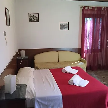 Casa de hóspedes Teresa 2*